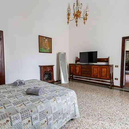 Elegante In Centro A Appartement Pisa
